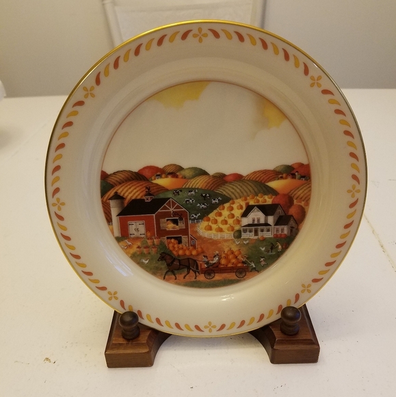 Lenox China Collectible Plate Gold Rim Scenes of America With Stand and Box - Picture 1 of 12